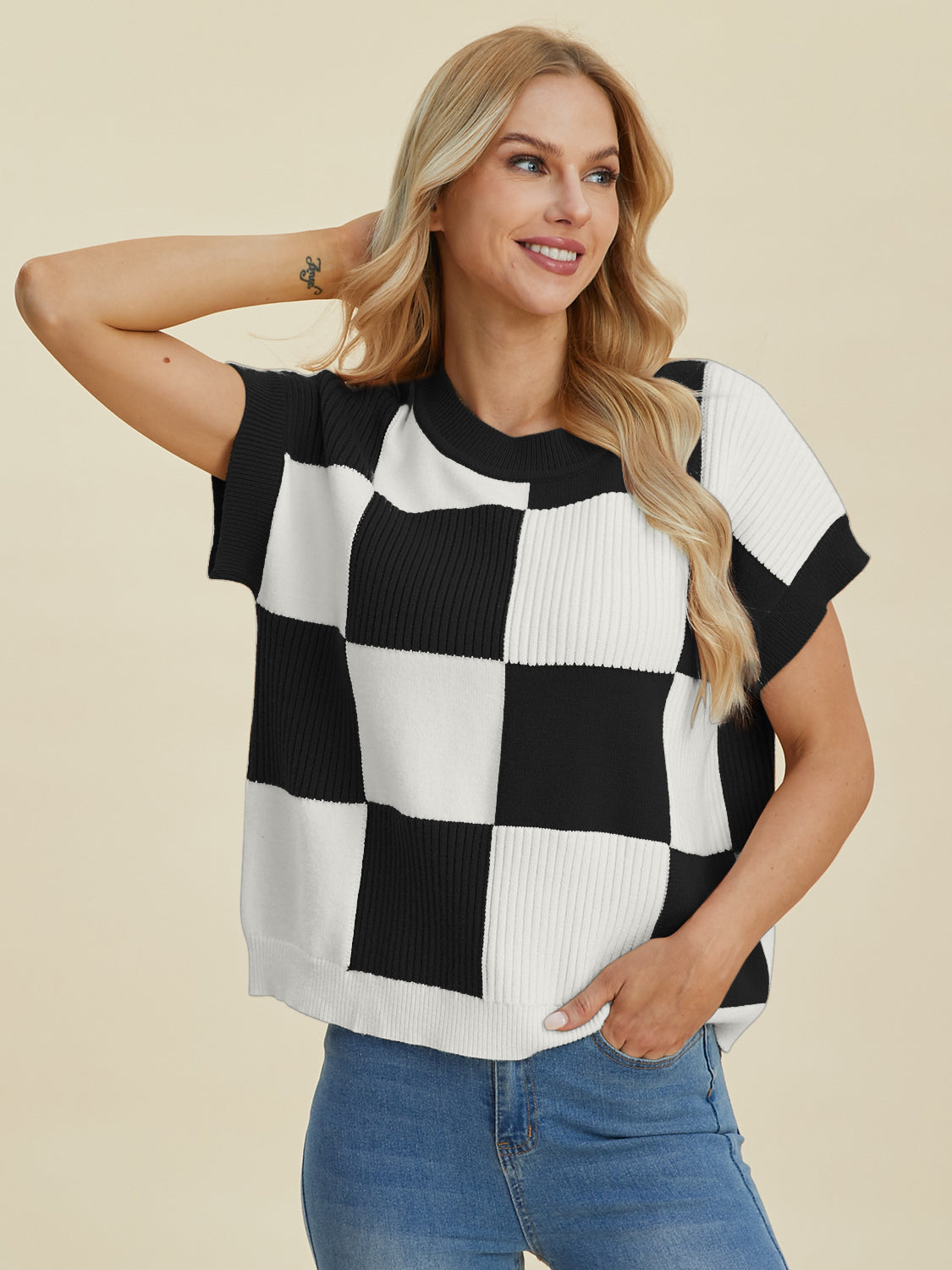 Checkered Round Neck Short Sleeve Sweater