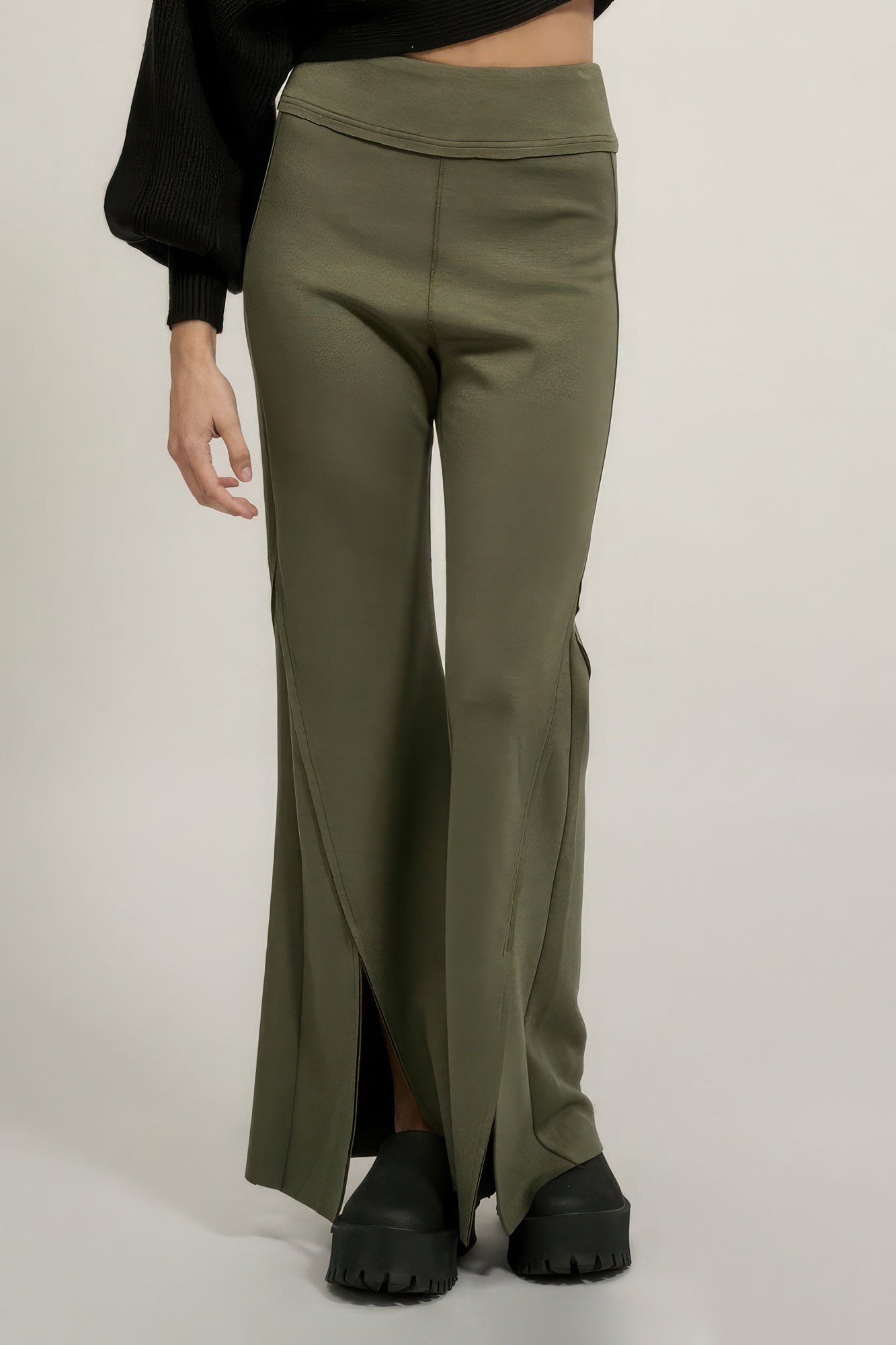 Premium Raw Edge Flare Pants - Stylish Seam Trousers