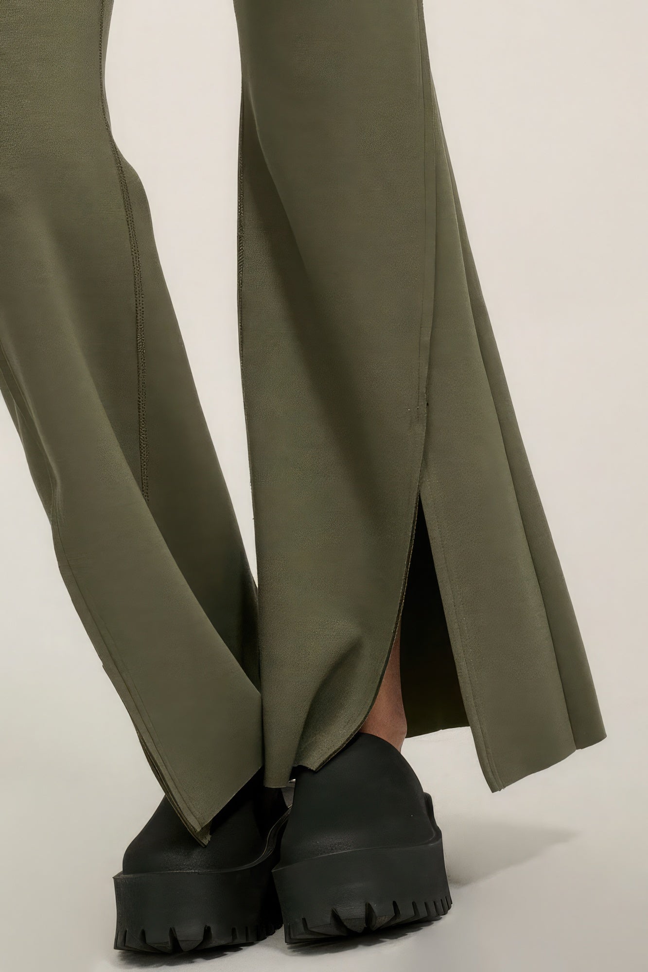 Premium Raw Edge Flare Pants - Stylish Seam Trousers