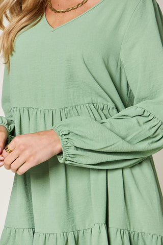 Green V-Neck Balloon Sleeve Tiered Dress with Pockets and Ruffled Design